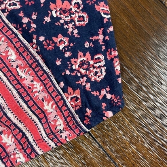 Lucky‎ Brand Pull Over Top Size Small - Picture 5 of 14